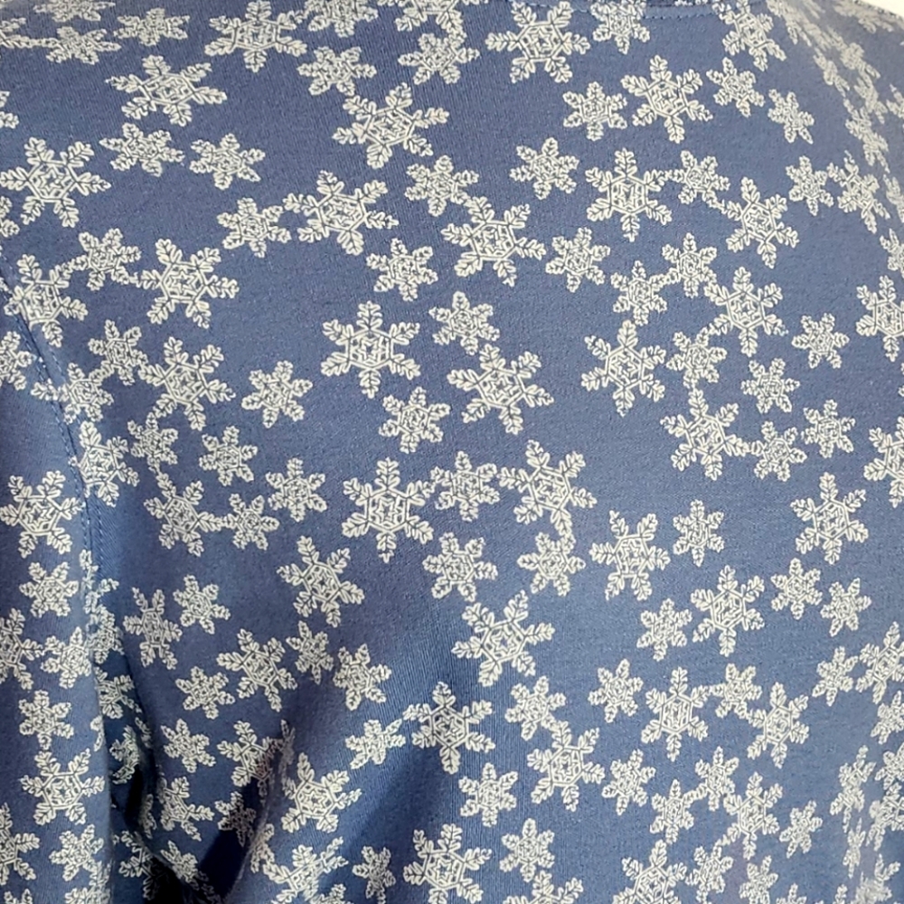Snowflake Theme Croft & Barrow Mock Neck Turtleneck Pullover Blue Size Petite PL - Picture 8 of 9